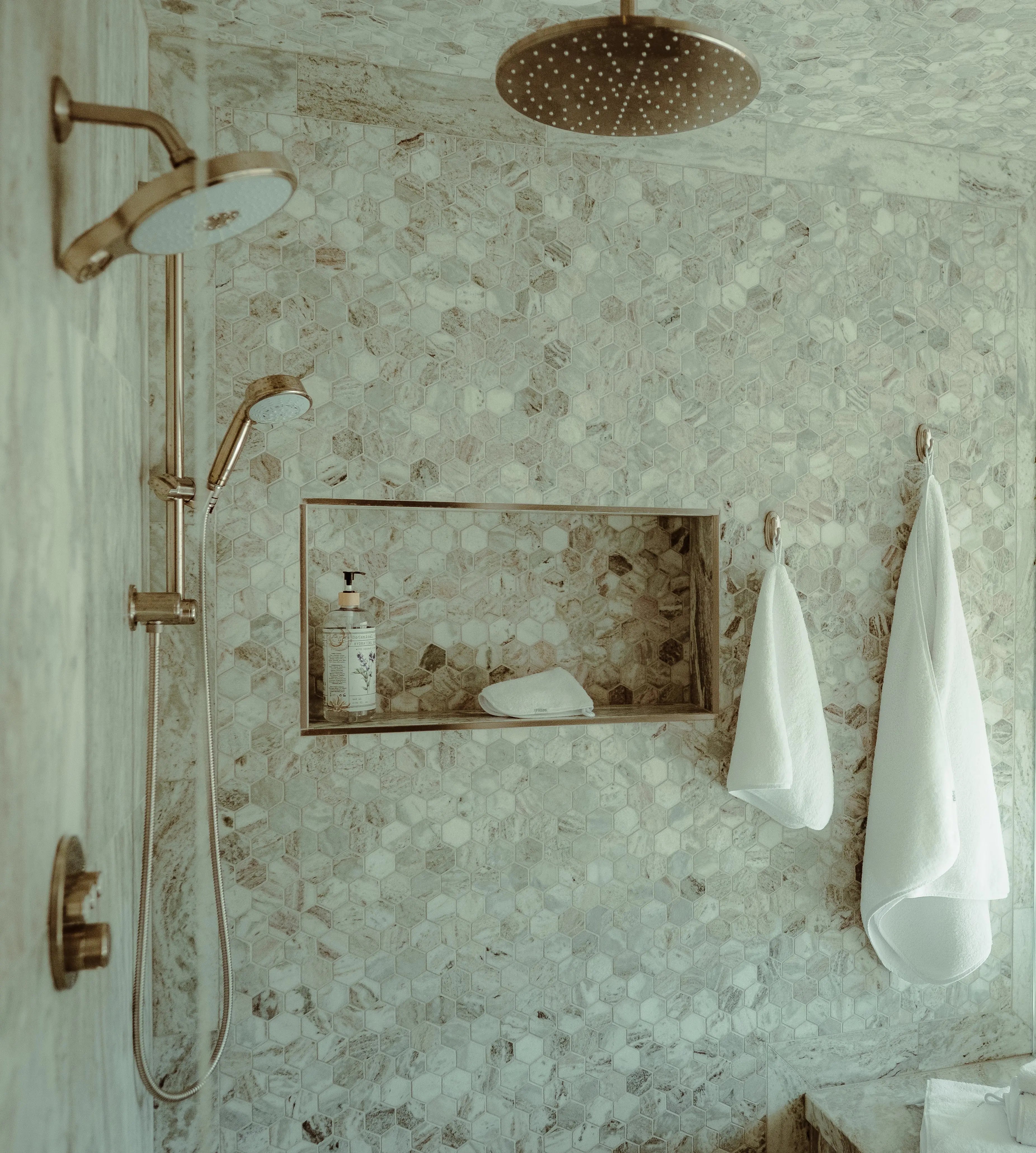 Plush Turkish Cotton Diamond Bath Towels: Gift Sets Fitted Enterprises